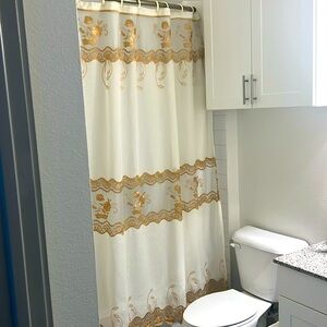 Gorgeouss Fabric Shower Curtain